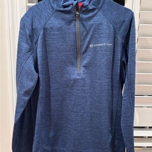 EUC! Vineyard Vines Performance Navy Pullover. No rips, holes or stains